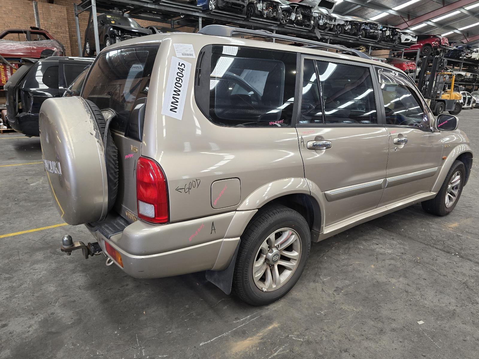 2005 Suzuki Xl7 A/C Compressor View Auto part A/C Compressor Suzuki Xl7 2005