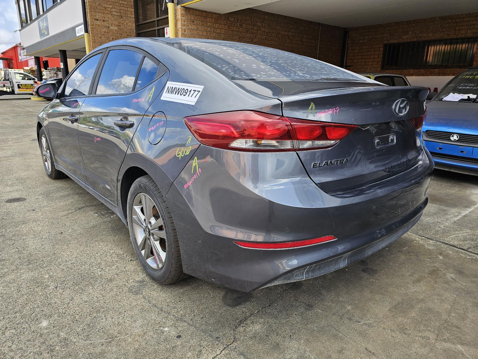 View Auto part Alternator Hyundai Elantra 2017