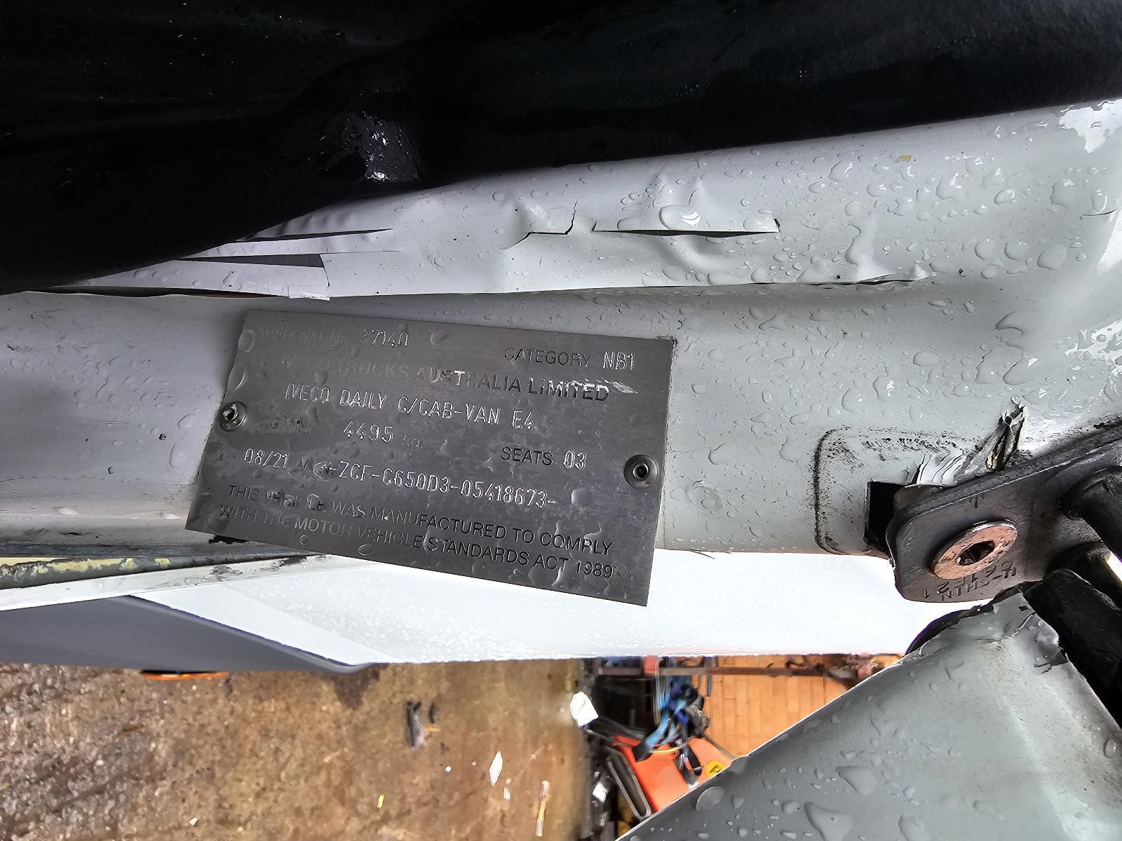 View Auto part Rear Bumper Iveco Daily 2022