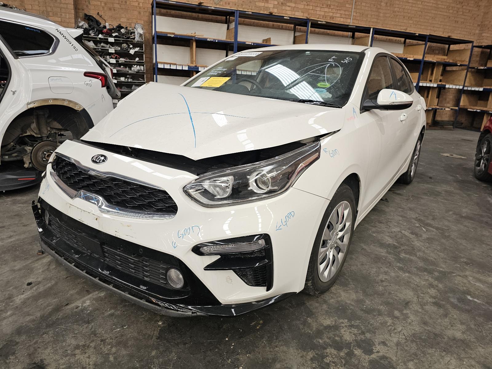 View Auto part Air Cleaner/Box Kia Cerato 2020