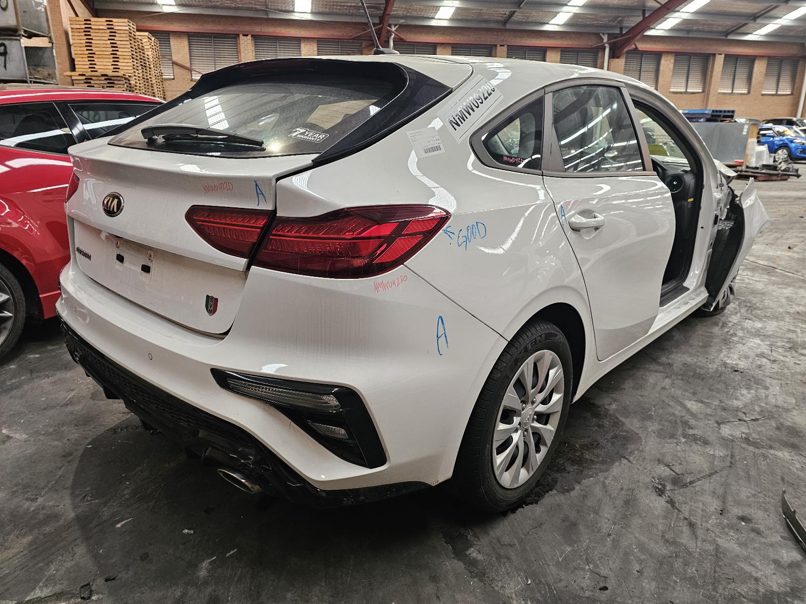 View Auto part Door Handle Kia Cerato 2020