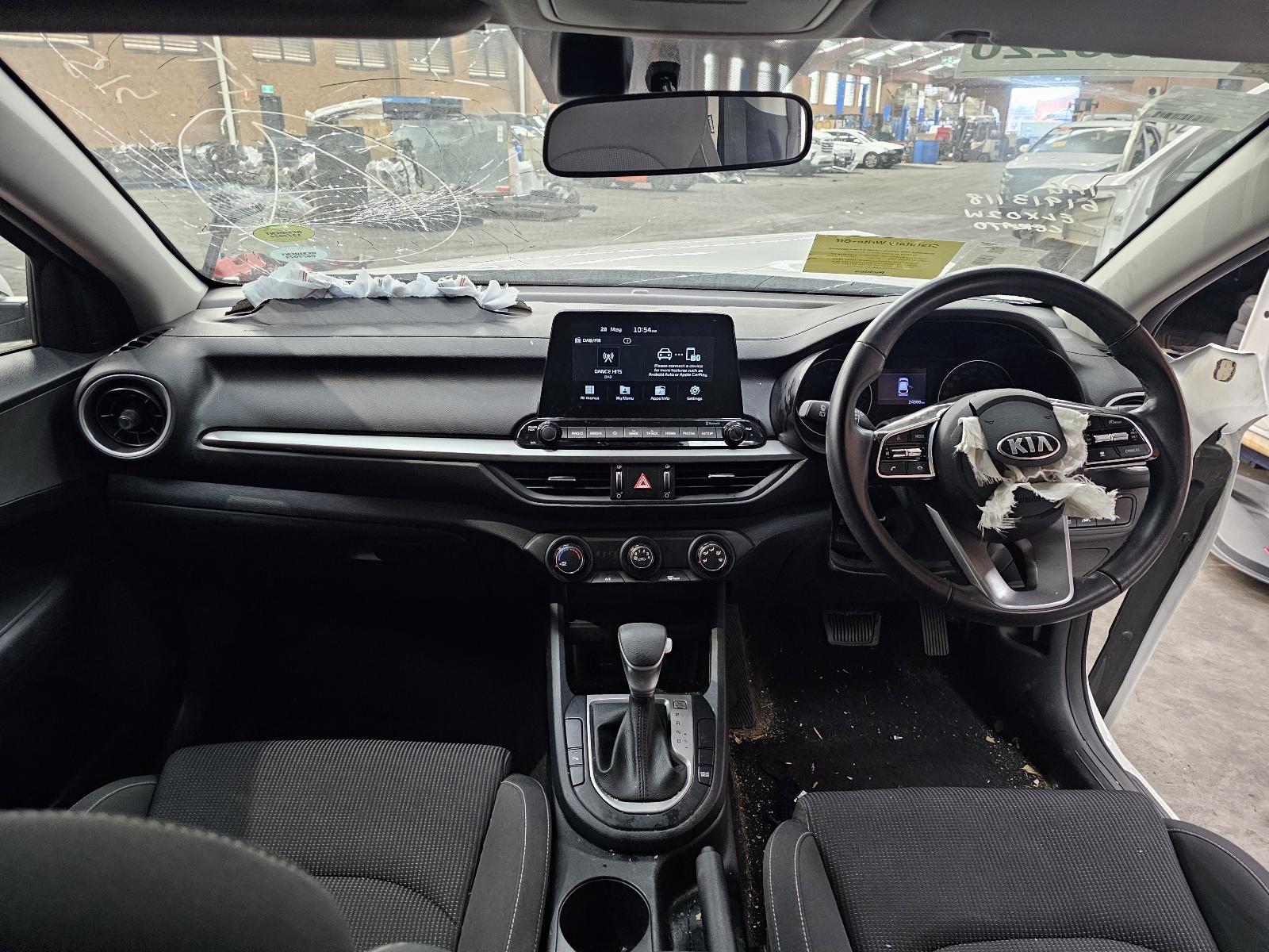 View Auto part Door Handle Kia Cerato 2020