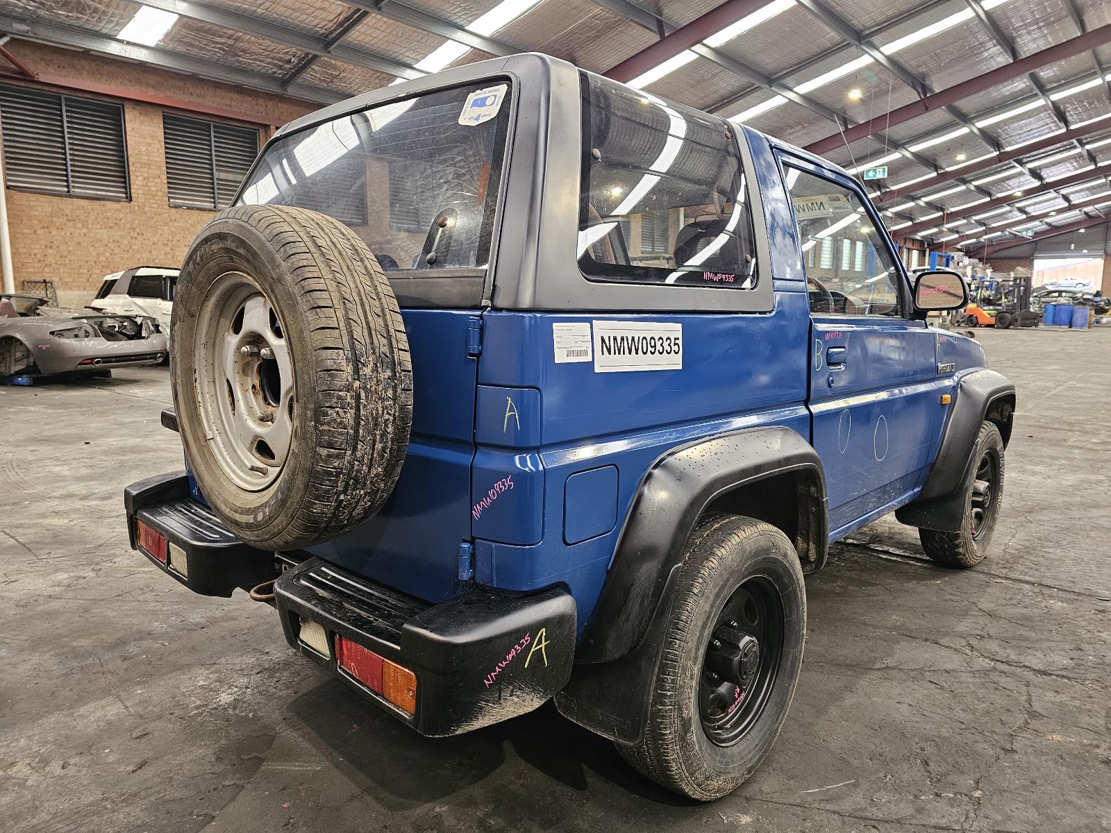 1993 Daihatsu Feroza Left Front Door Window View Auto part Left Front Door Window Daihatsu Feroza 1993