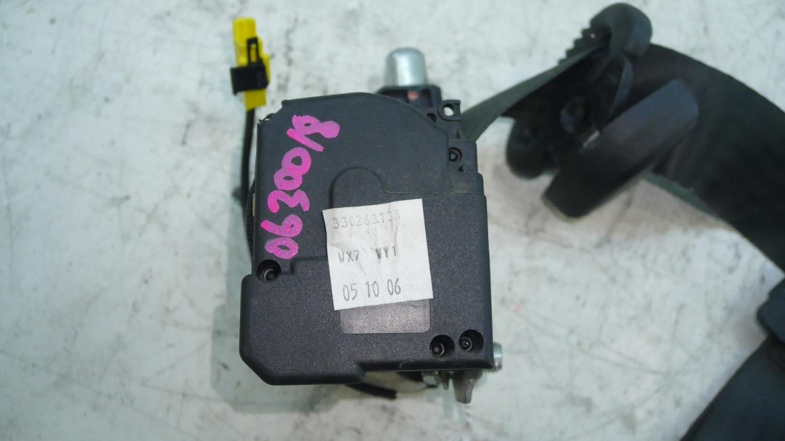 2005 Maserati 4200gt Seatbelt/Stalk View Auto part Seatbelt/Stalk Maserati 4200gt 2005