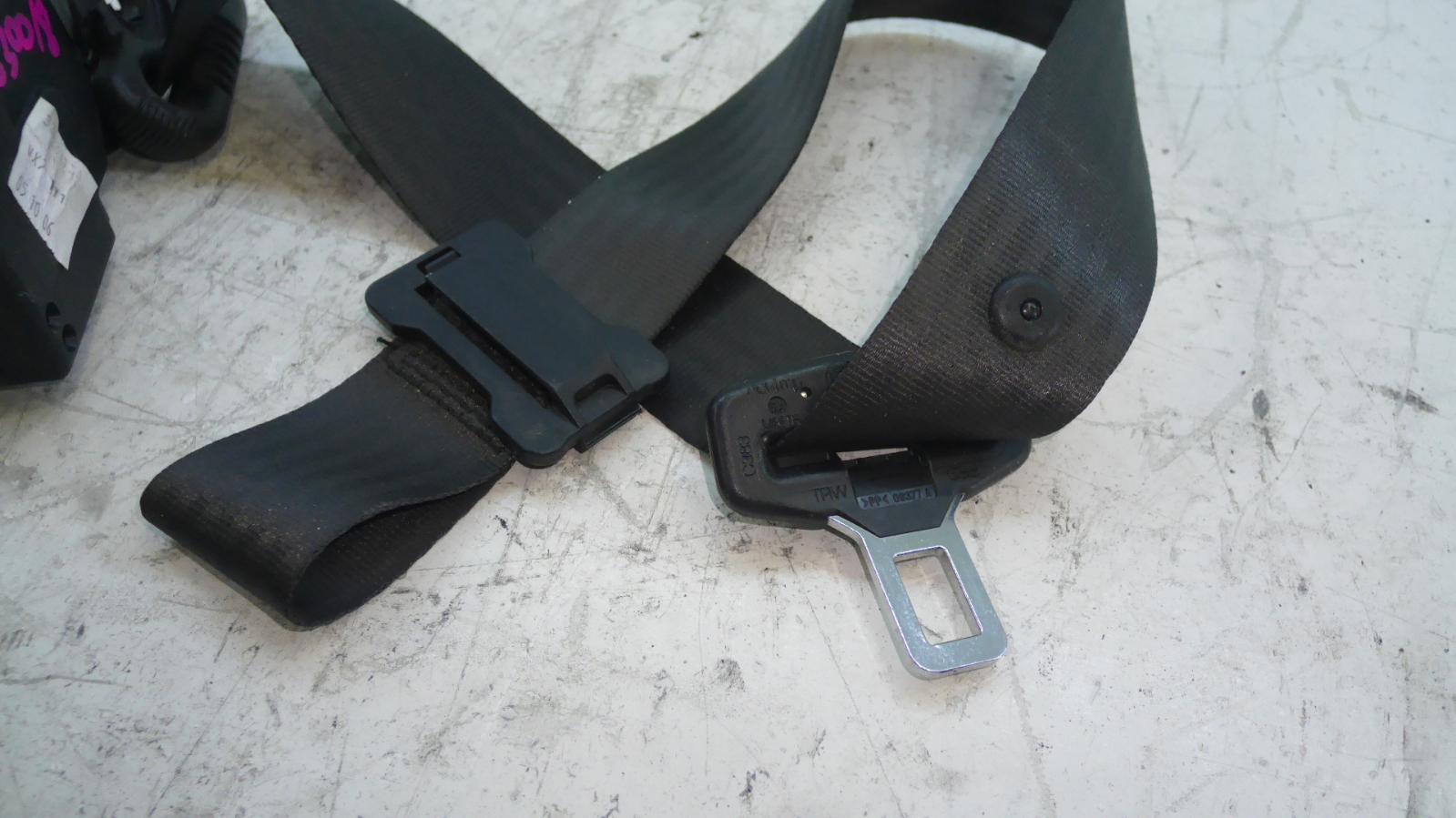 2005 Maserati 4200gt Seatbelt/Stalk View Auto part Seatbelt/Stalk Maserati 4200gt 2005