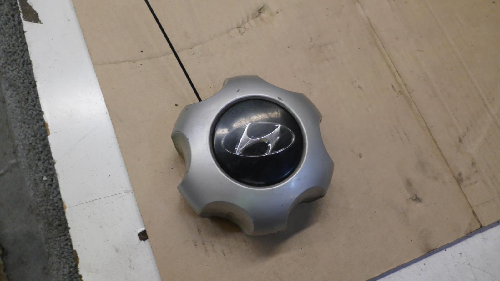2003 Hyundai Terracan Wheel Cover/Hub Cap View Auto part Wheel Cover/Hub Cap Hyundai Terracan 2003