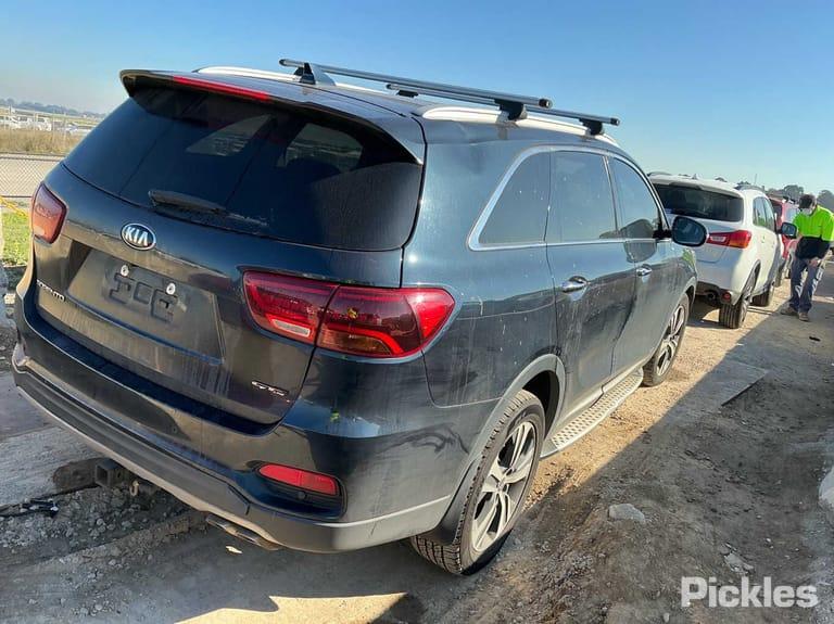 View Auto part Master Cylinder Kia Sorento 2018