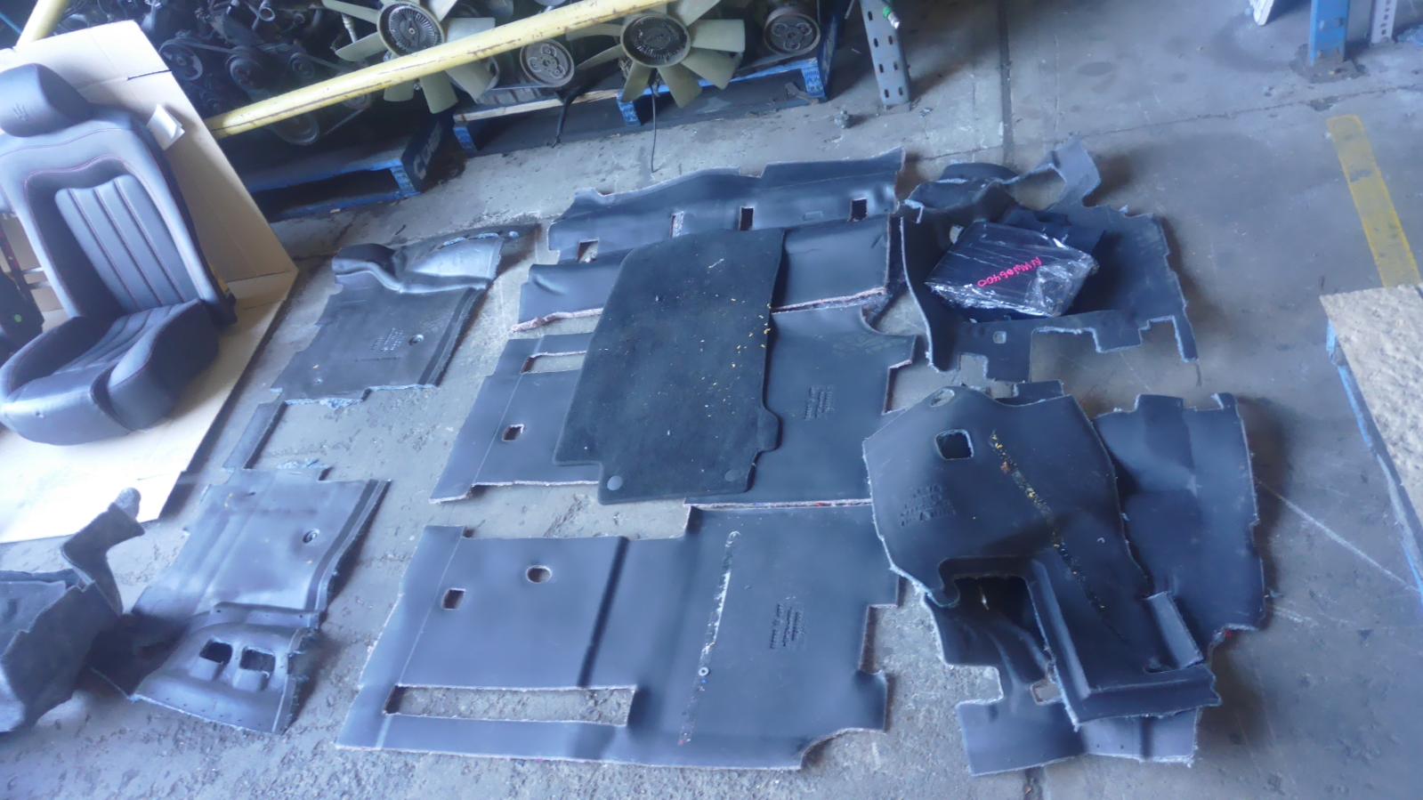 View Auto part Carpet Maserati Granturismo 2008