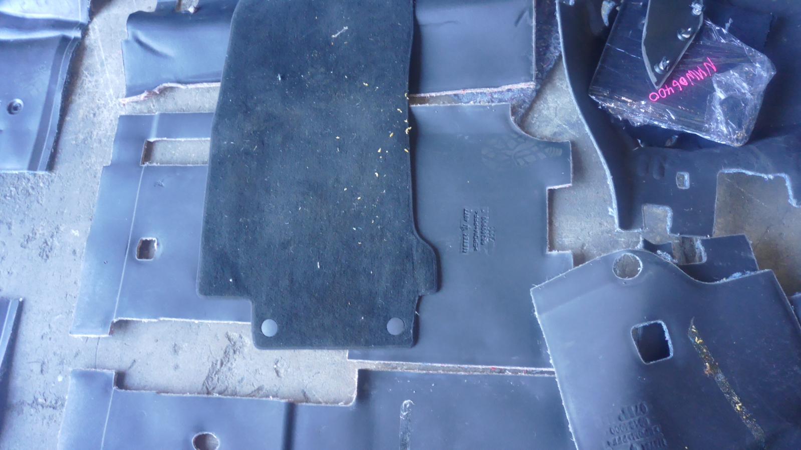 View Auto part Carpet Maserati Granturismo 2008