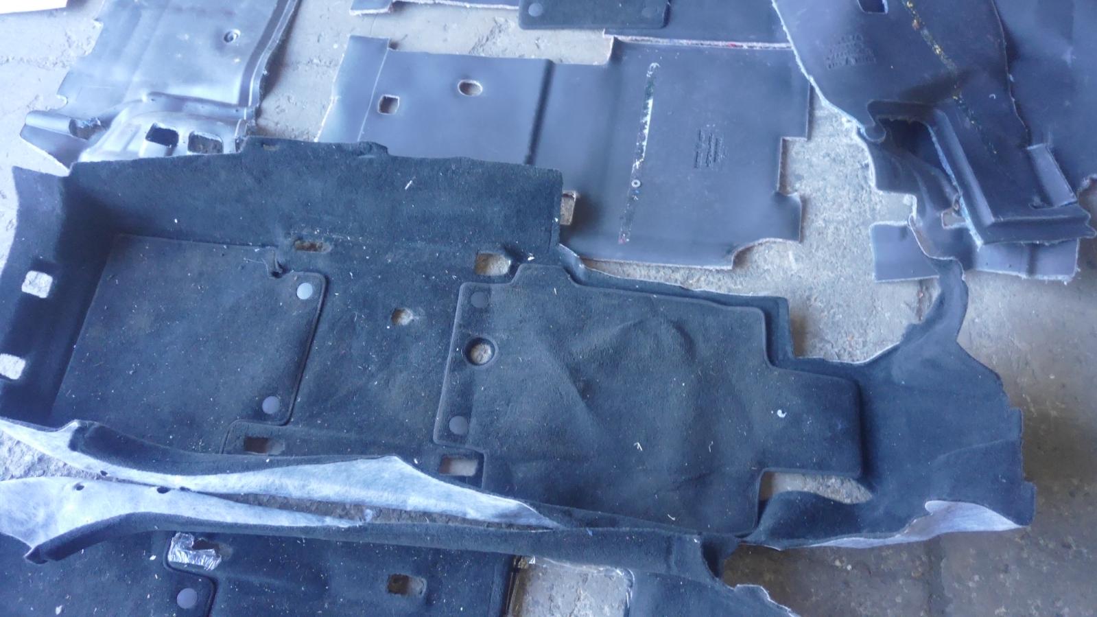 View Auto part Carpet Maserati Granturismo 2008
