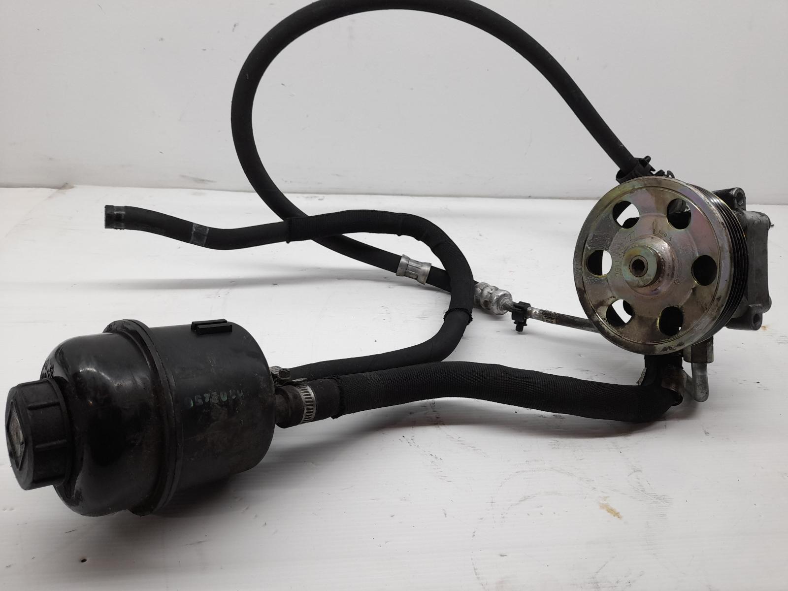 View Auto part Steering Pump Maserati Quattroporte 2006