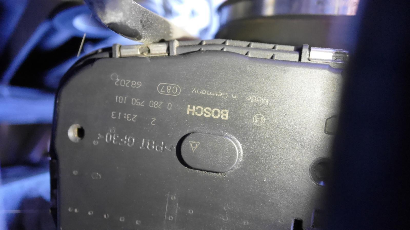 View Auto part Throttle Body Maserati Quattroporte 2006