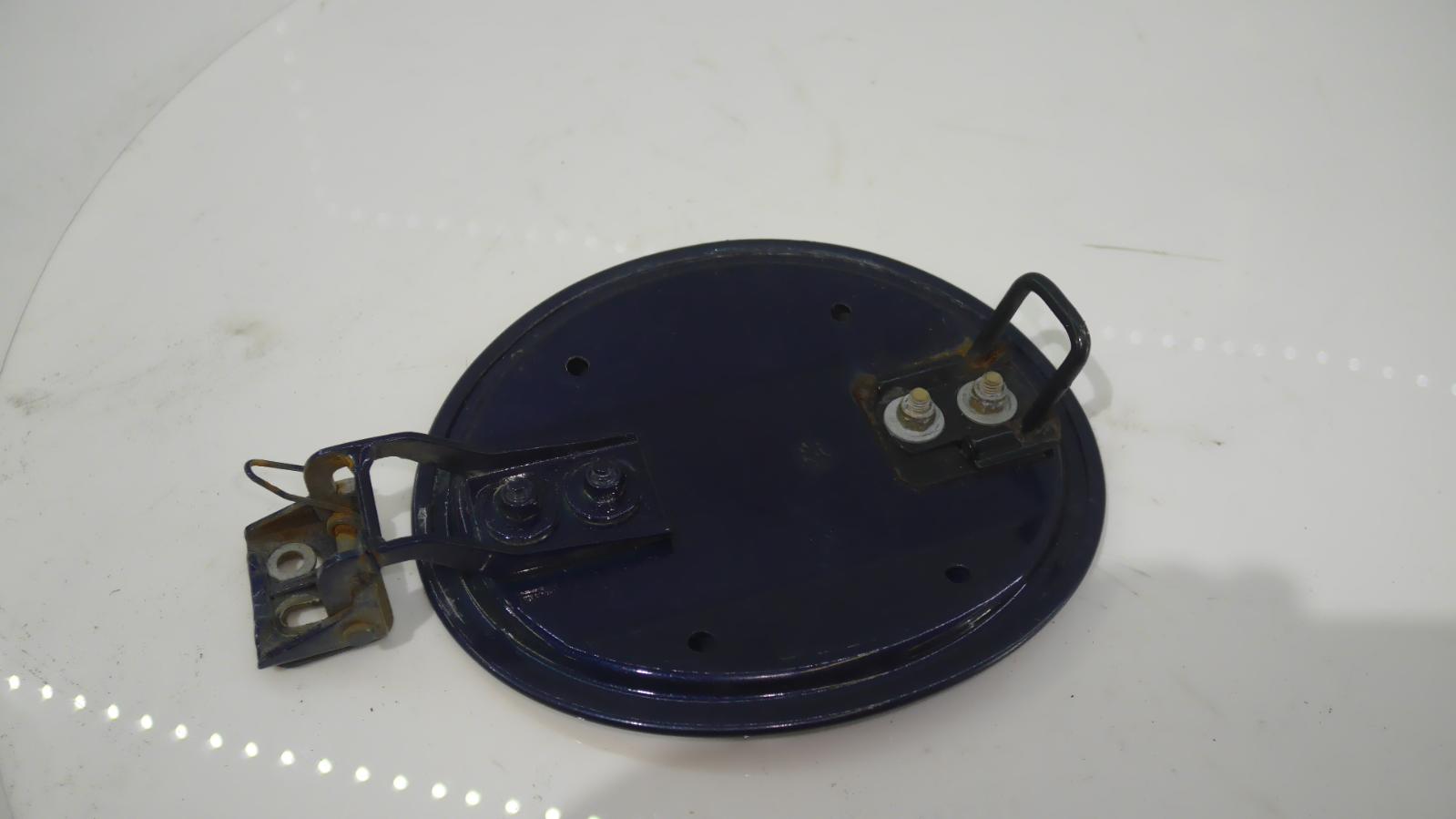 View Auto part Fuel Door / Filler Maserati Quattroporte 2006
