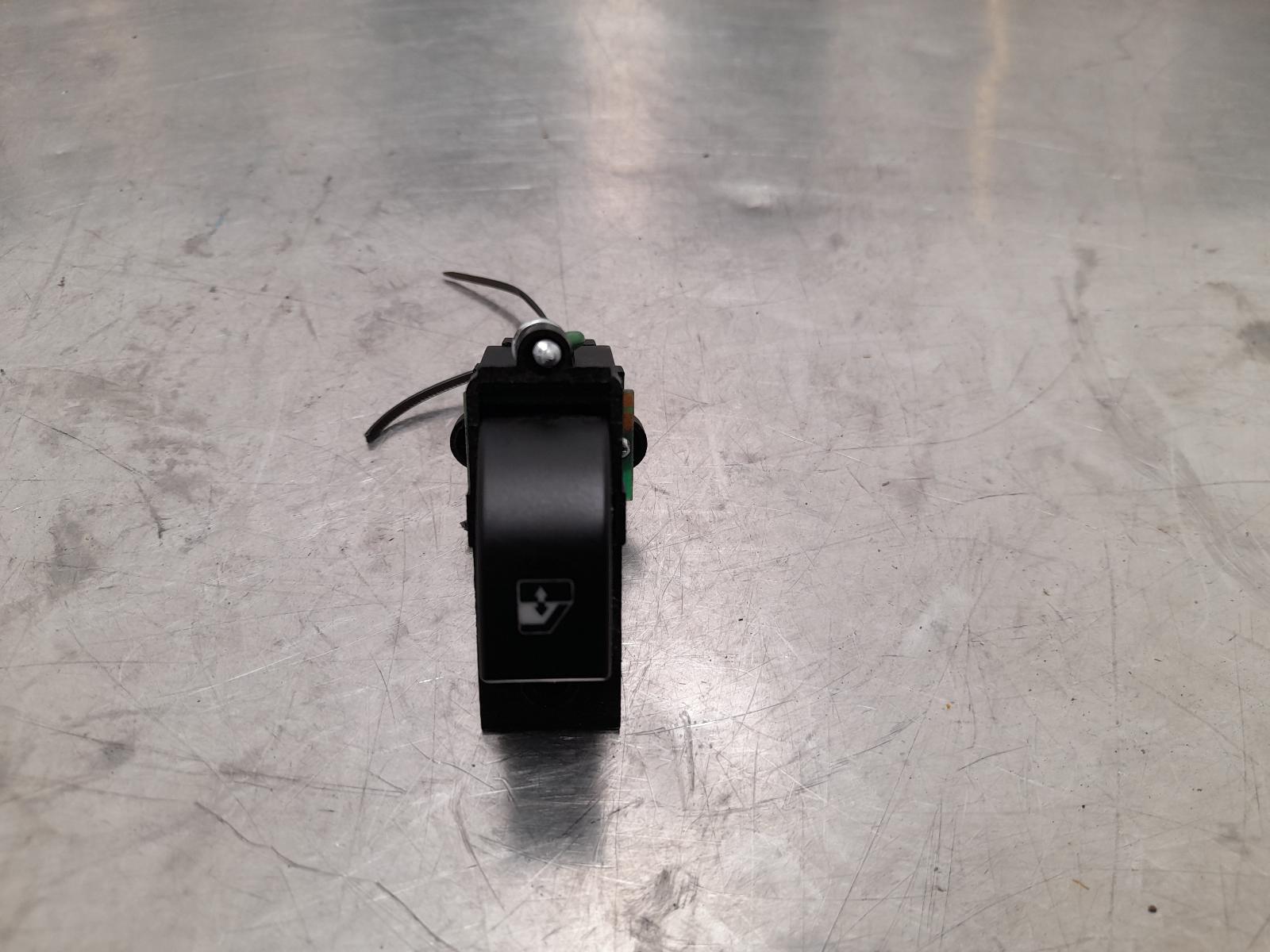 2013 Tata Xenon Pwr Dr Wind Switch View Auto part Pwr Dr Wind Switch Tata Xenon 2013