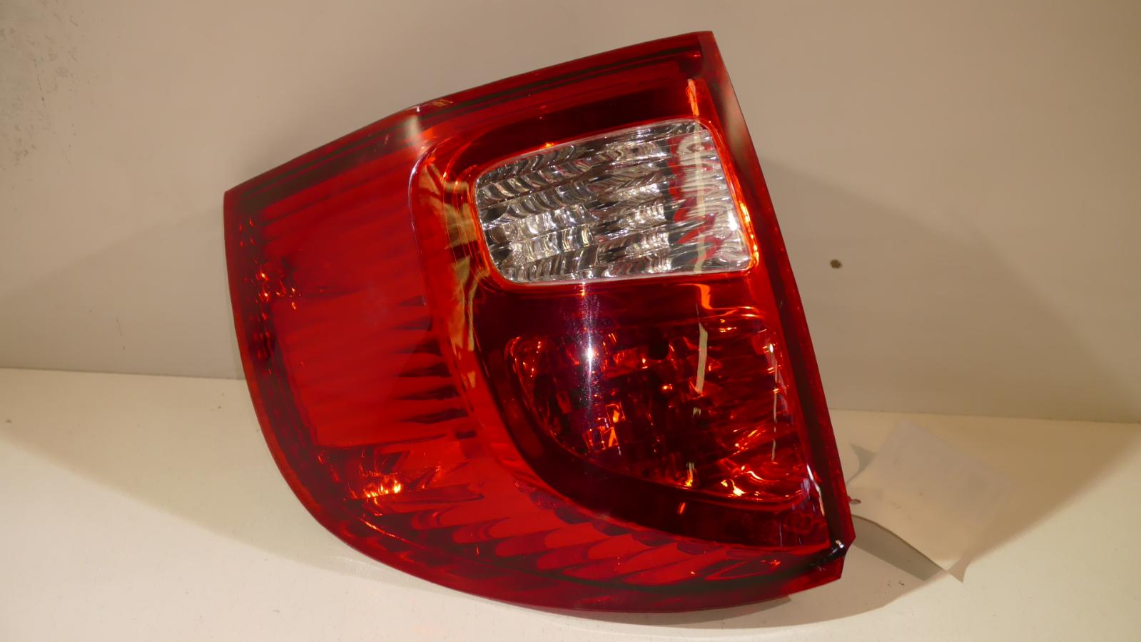 2011 Great Wall X200/x240 Left Taillight View Auto part Left Taillight Great Wall X200/x240 2011
