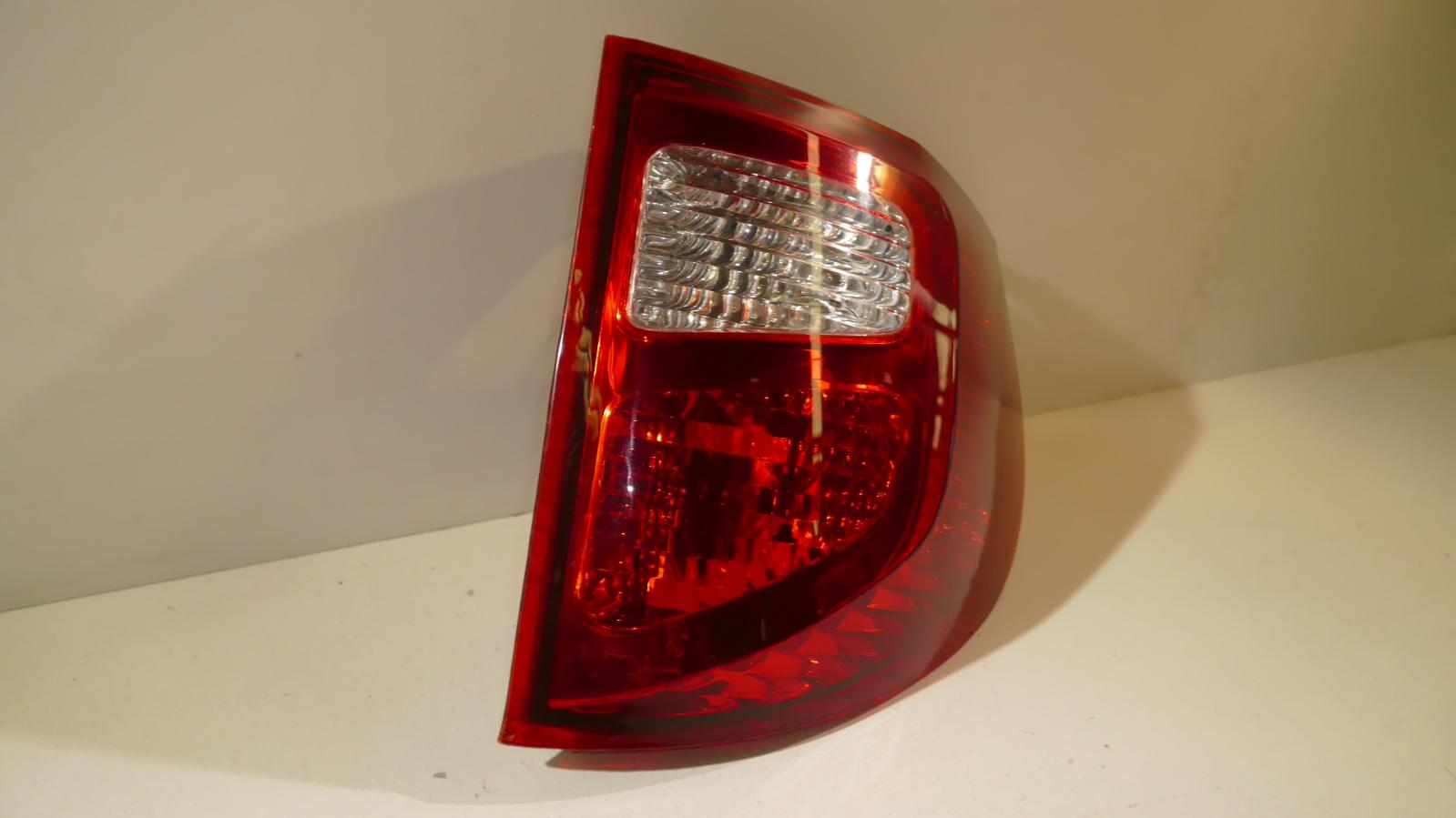 View Auto part Right Taillight Great Wall X200/x240 2011