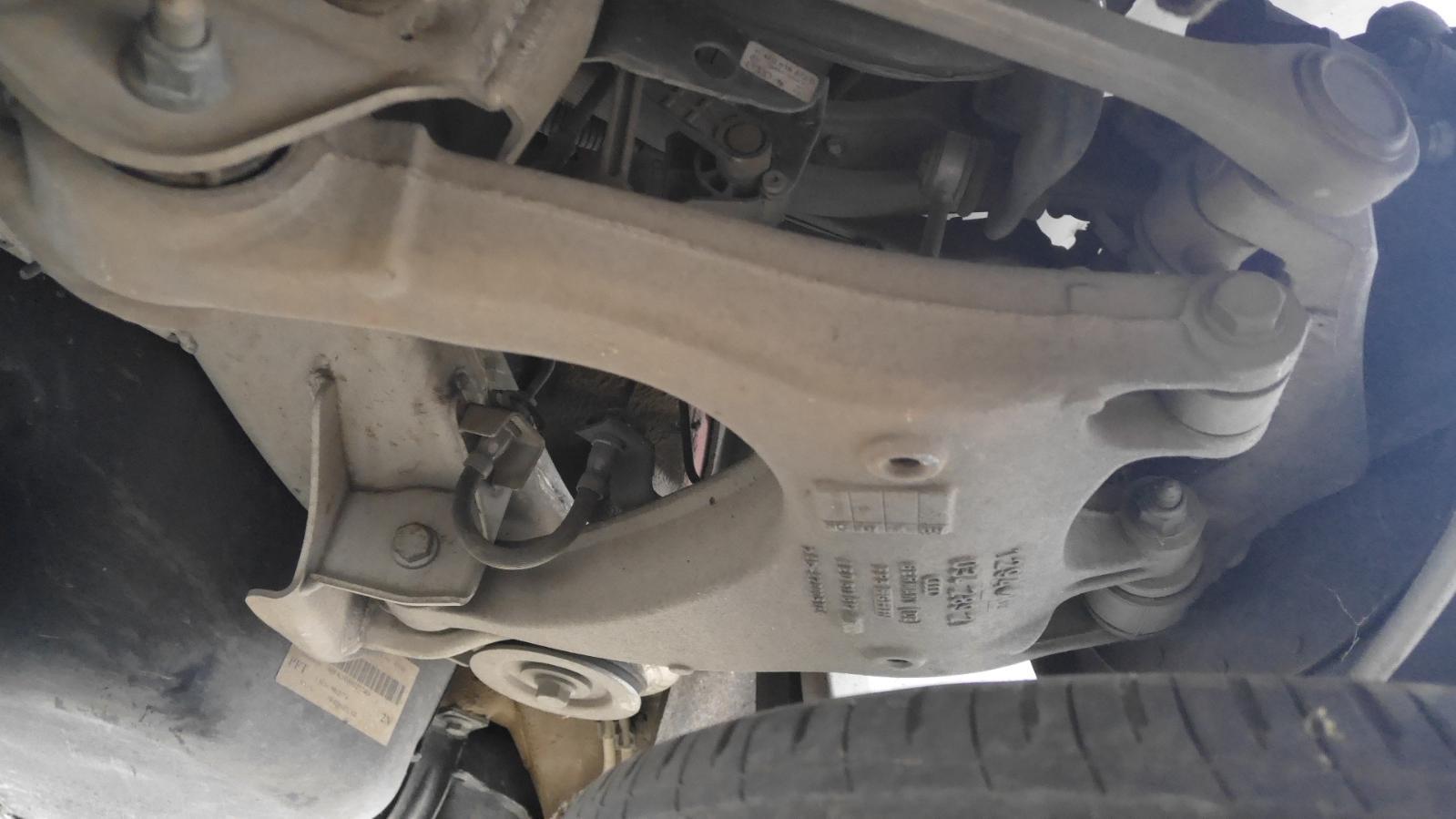 View Auto part Right Rear Trailing Arm Bentley Continental 2007