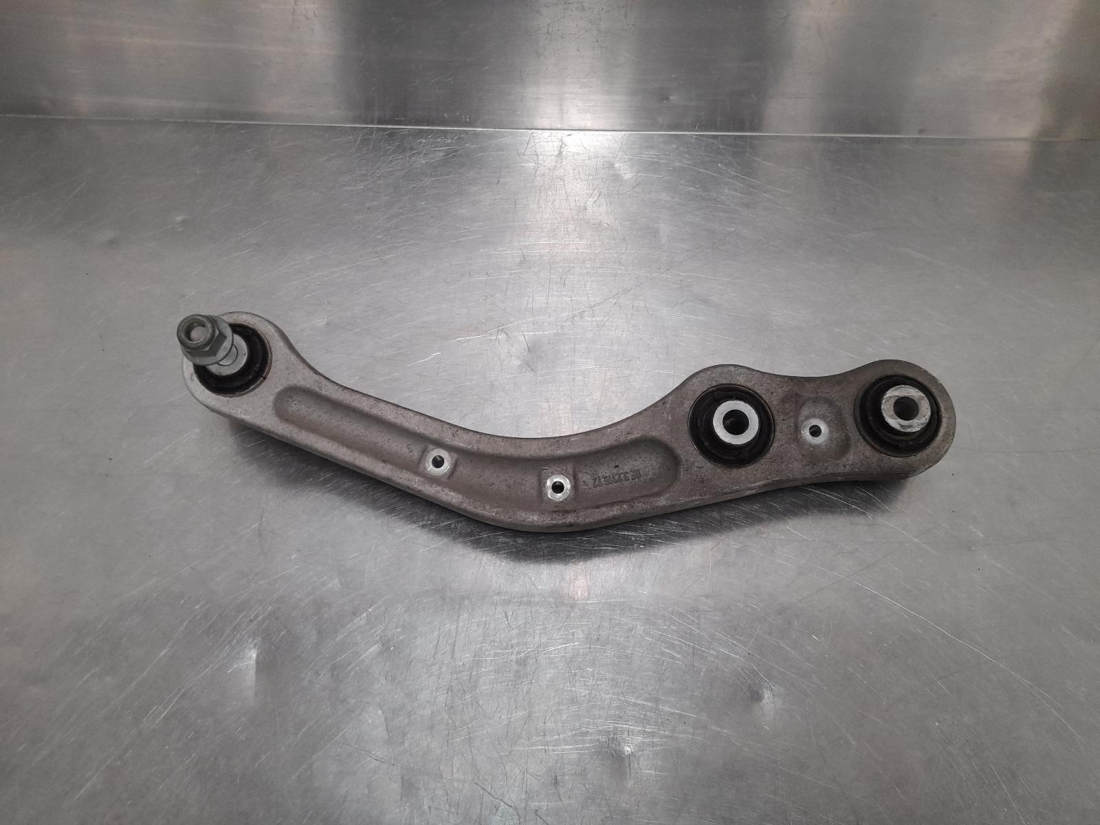2007 Bentley Continental Right Rear Trailing Arm View Auto part Right Rear Trailing Arm Bentley Continental 2007