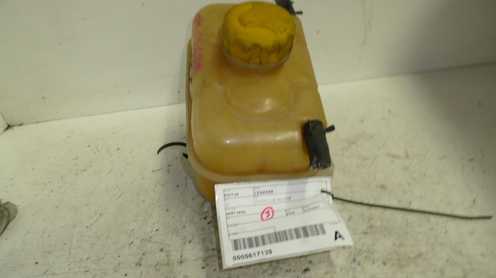View Auto part Overflow Bottle Daewoo Leganza 2002