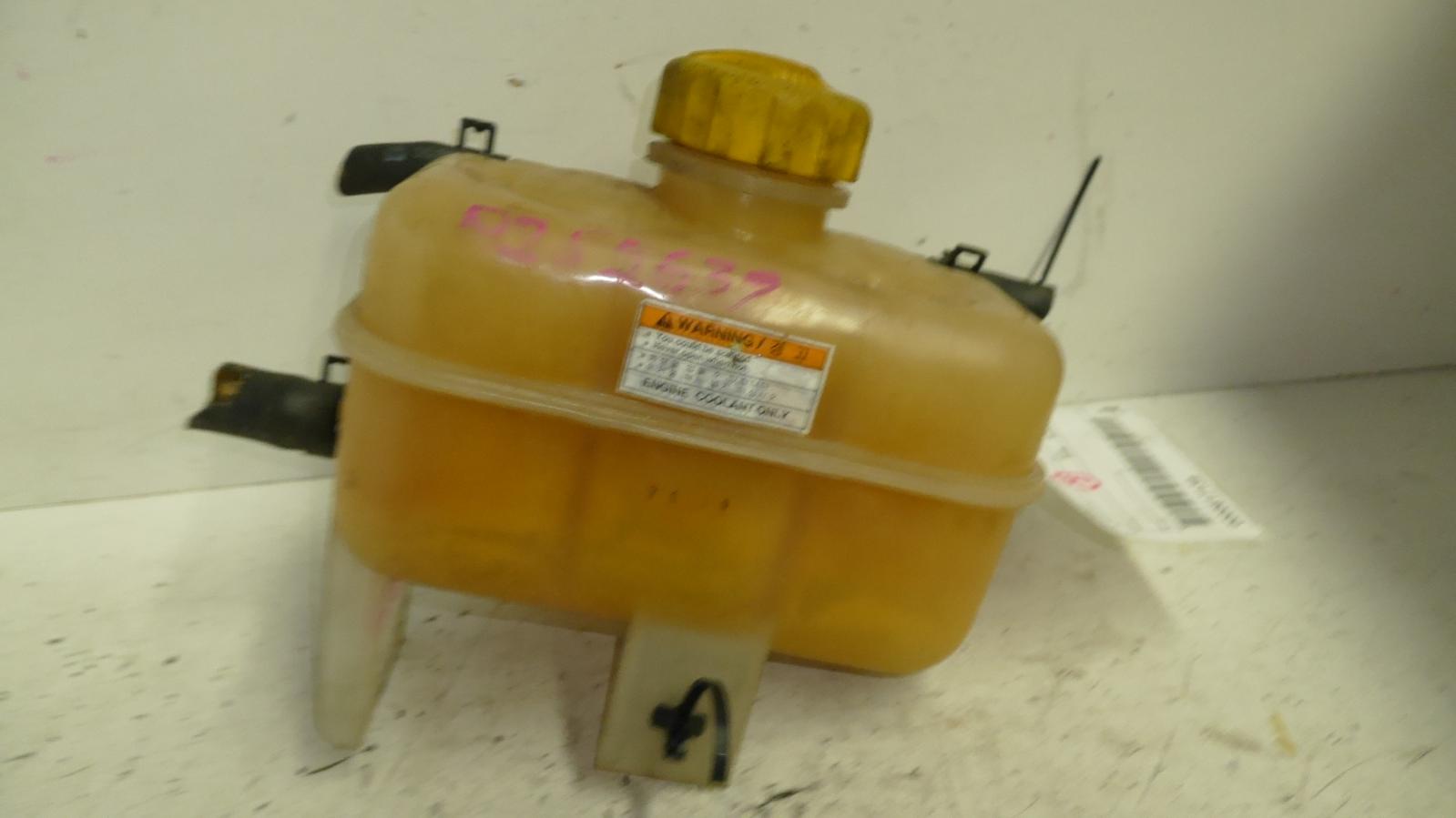 View Auto part Overflow Bottle Daewoo Leganza 2002