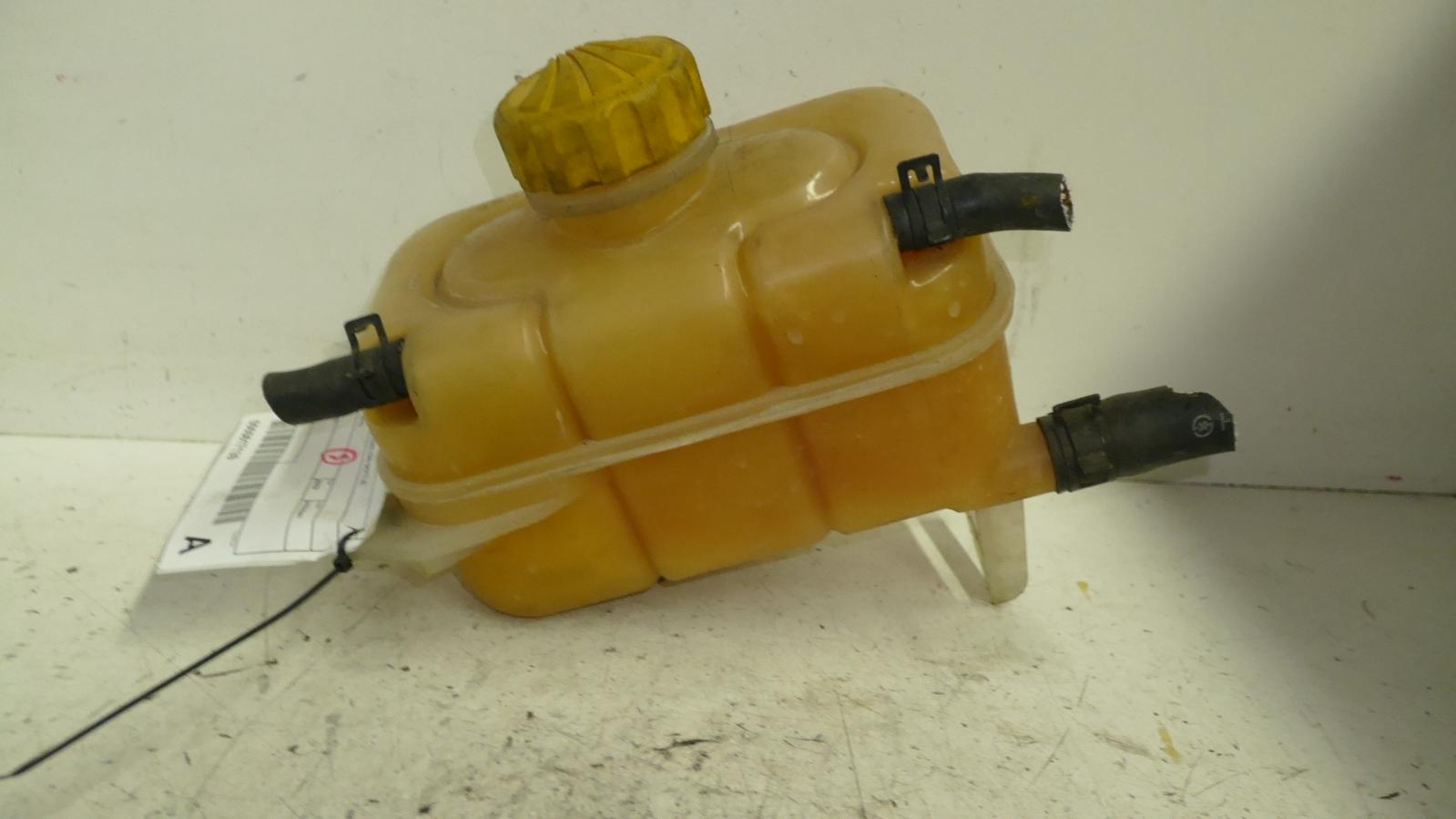 View Auto part Overflow Bottle Daewoo Leganza 2002