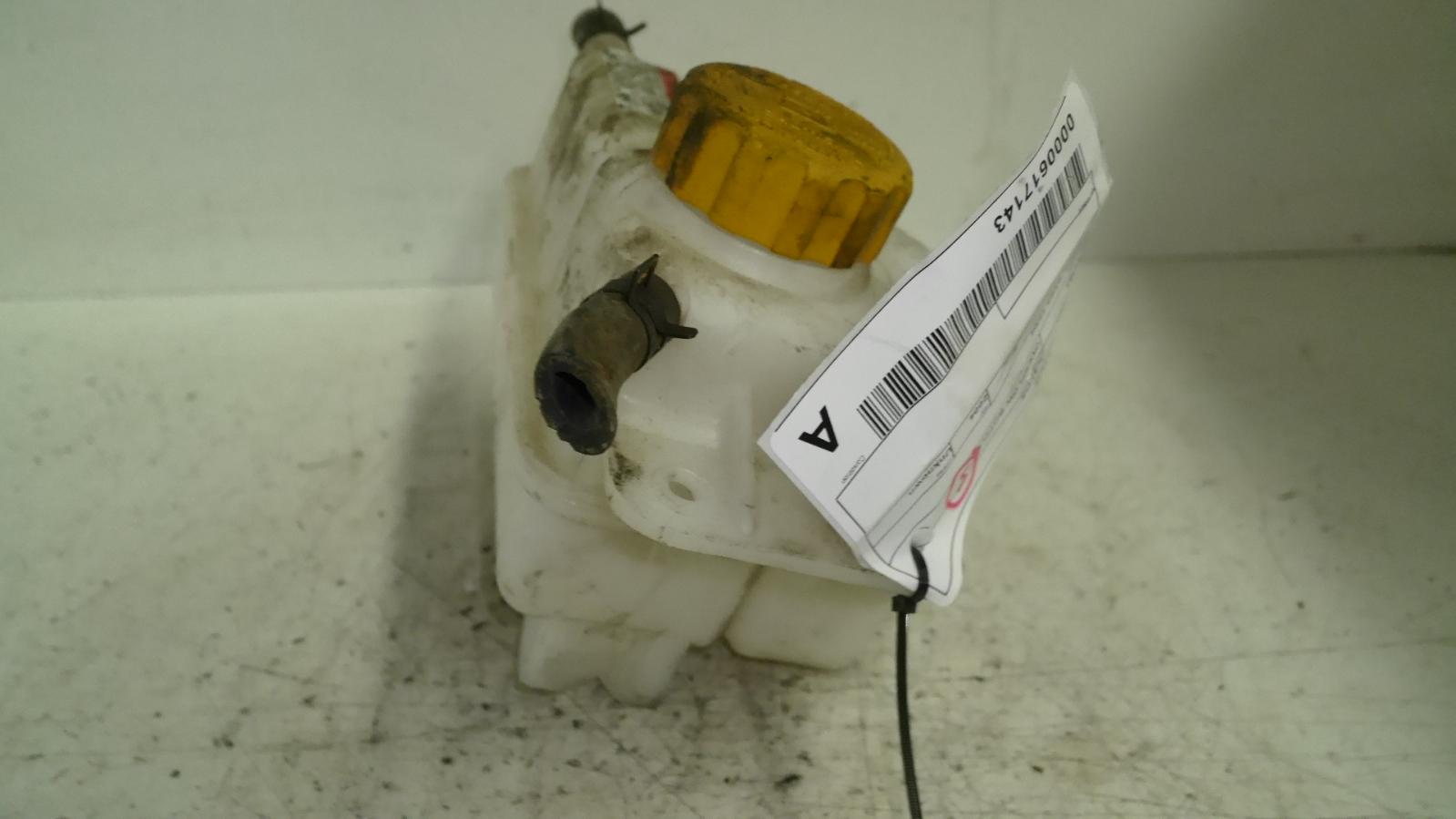 View Auto part Overflow Bottle Daewoo Kalos 2004