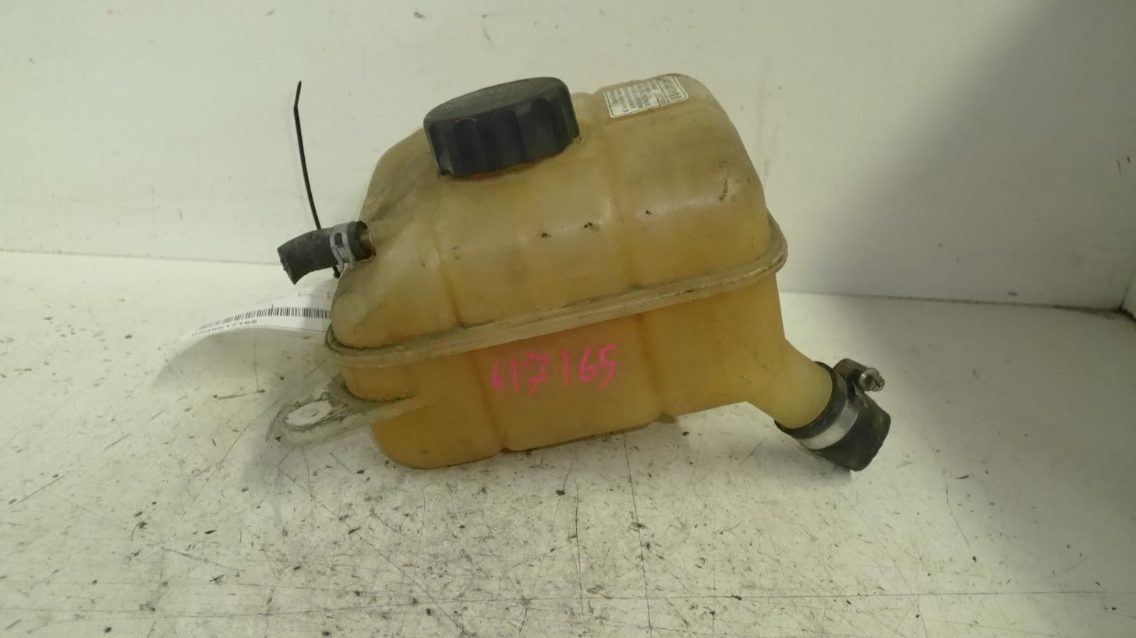 View Auto part Overflow Bottle Ssangyong Stavic 2005