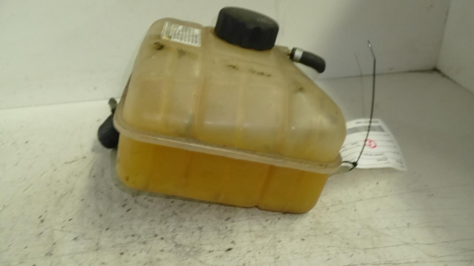 View Auto part Overflow Bottle Ssangyong Stavic 2005