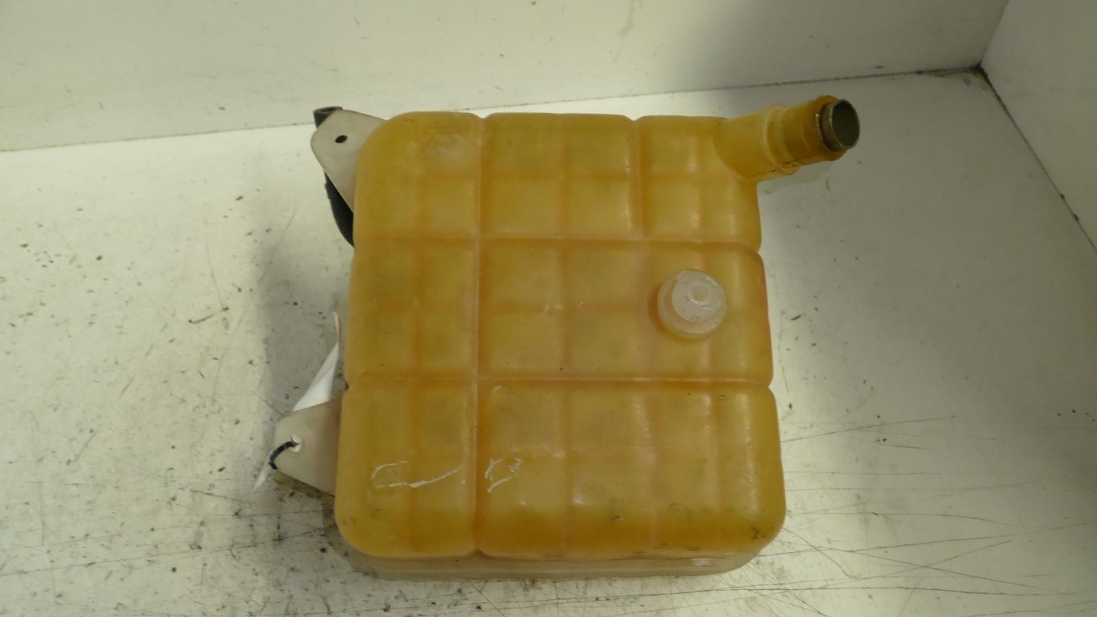 View Auto part Overflow Bottle Ssangyong Stavic 2005