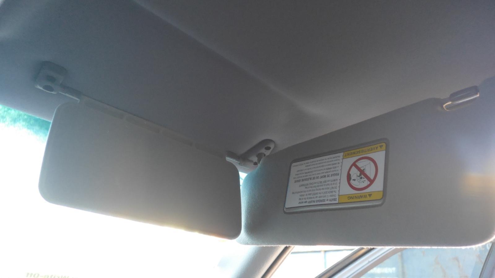 View Auto part Sunvisor Ssangyong Chairman 2005