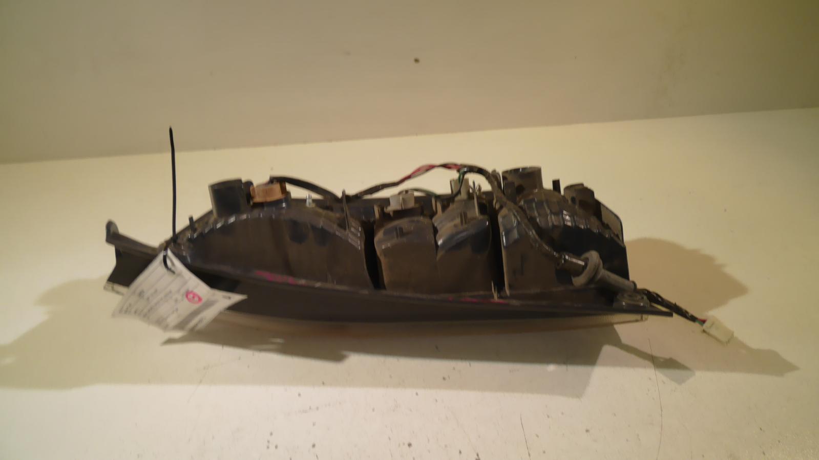2006 Daihatsu Sirion Left Taillight View Auto part Left Taillight Daihatsu Sirion 2006
