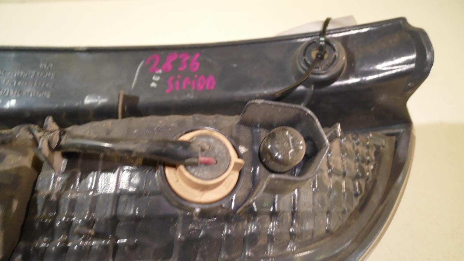 2006 Daihatsu Sirion Left Taillight View Auto part Left Taillight Daihatsu Sirion 2006