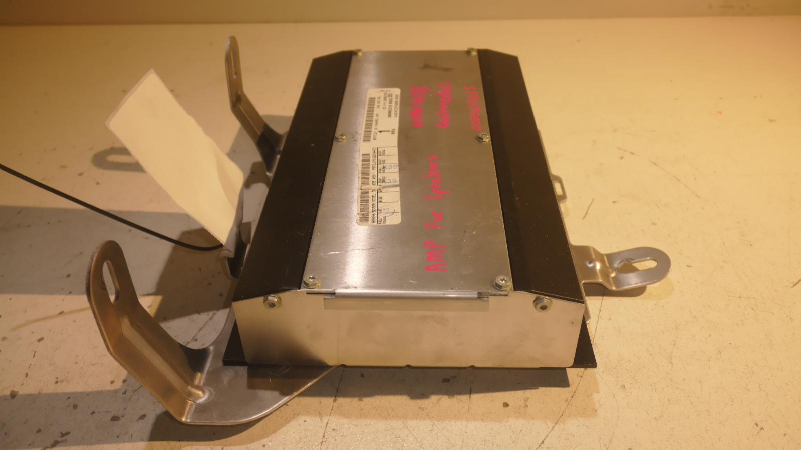 2007 Bentley Continental Radio/Cd/Dvd/Sat/Tv View Auto part Radio/Cd/Dvd/Sat/Tv Bentley Continental 2007