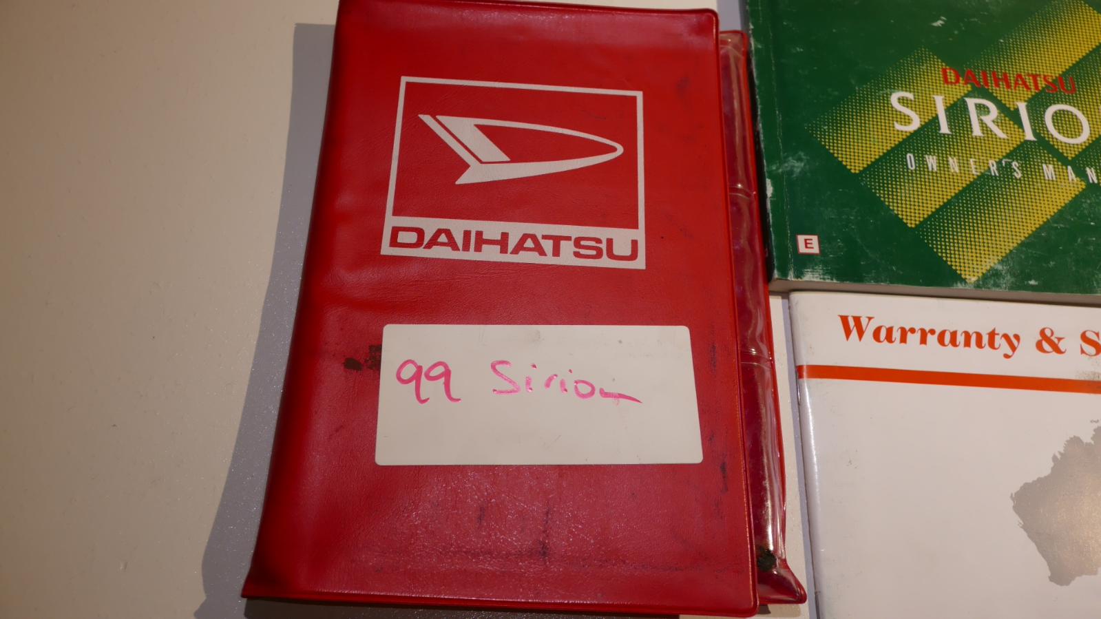 View Auto part Owners Handbook Daihatsu Sirion 1999
