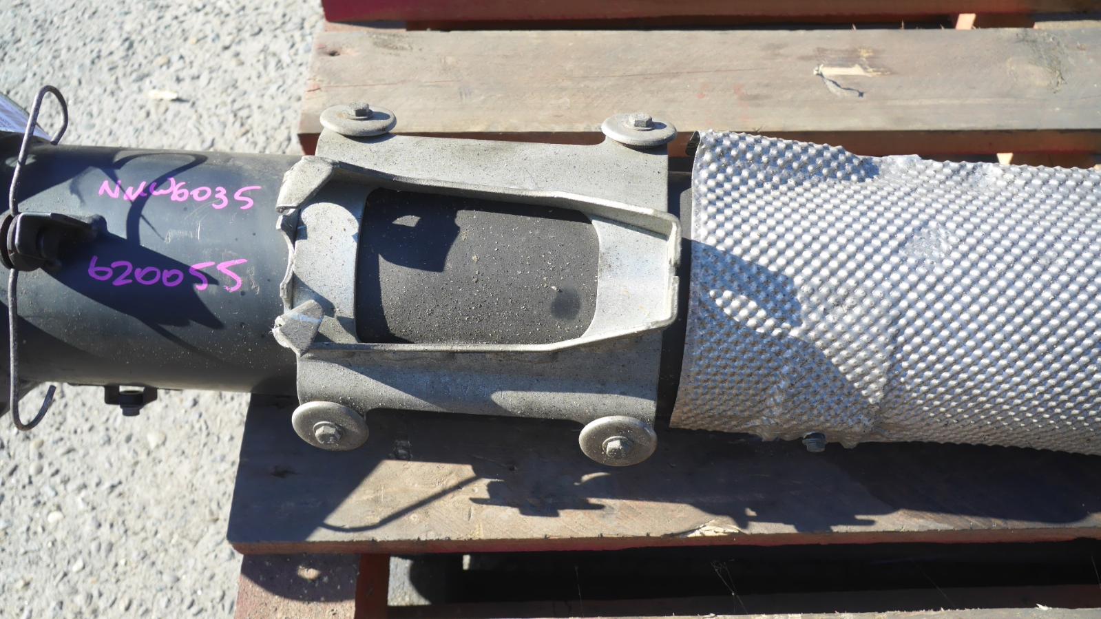 2006 Maserati Quattroporte Rear Drive Shaft View Auto part Rear Drive Shaft Maserati Quattroporte 2006
