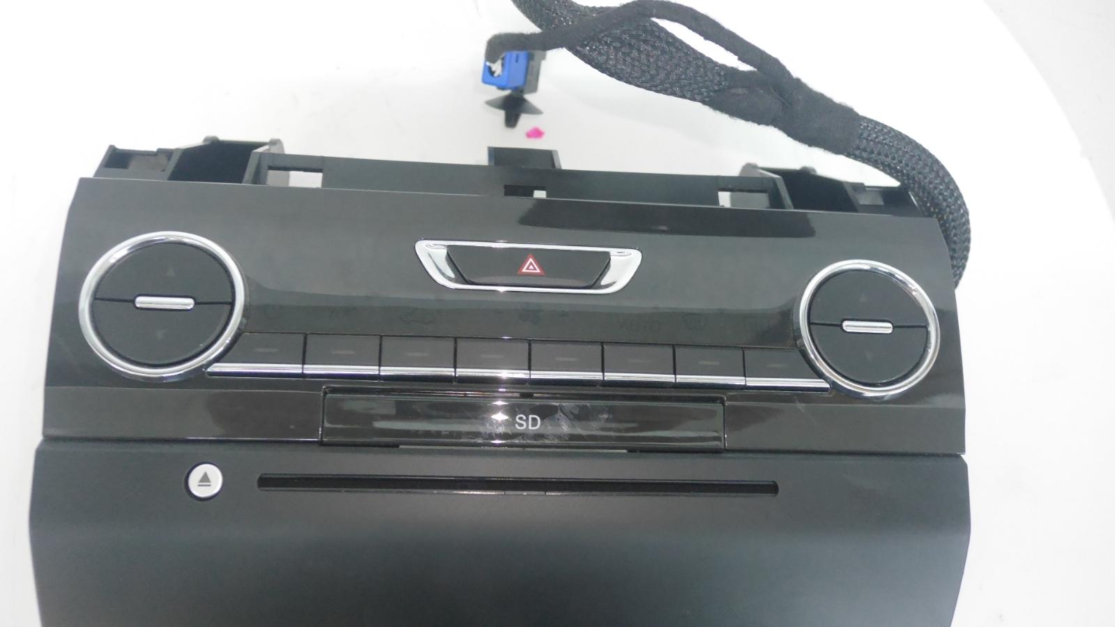 View Auto part Heater/Ac Controls Maserati Ghibli  2015