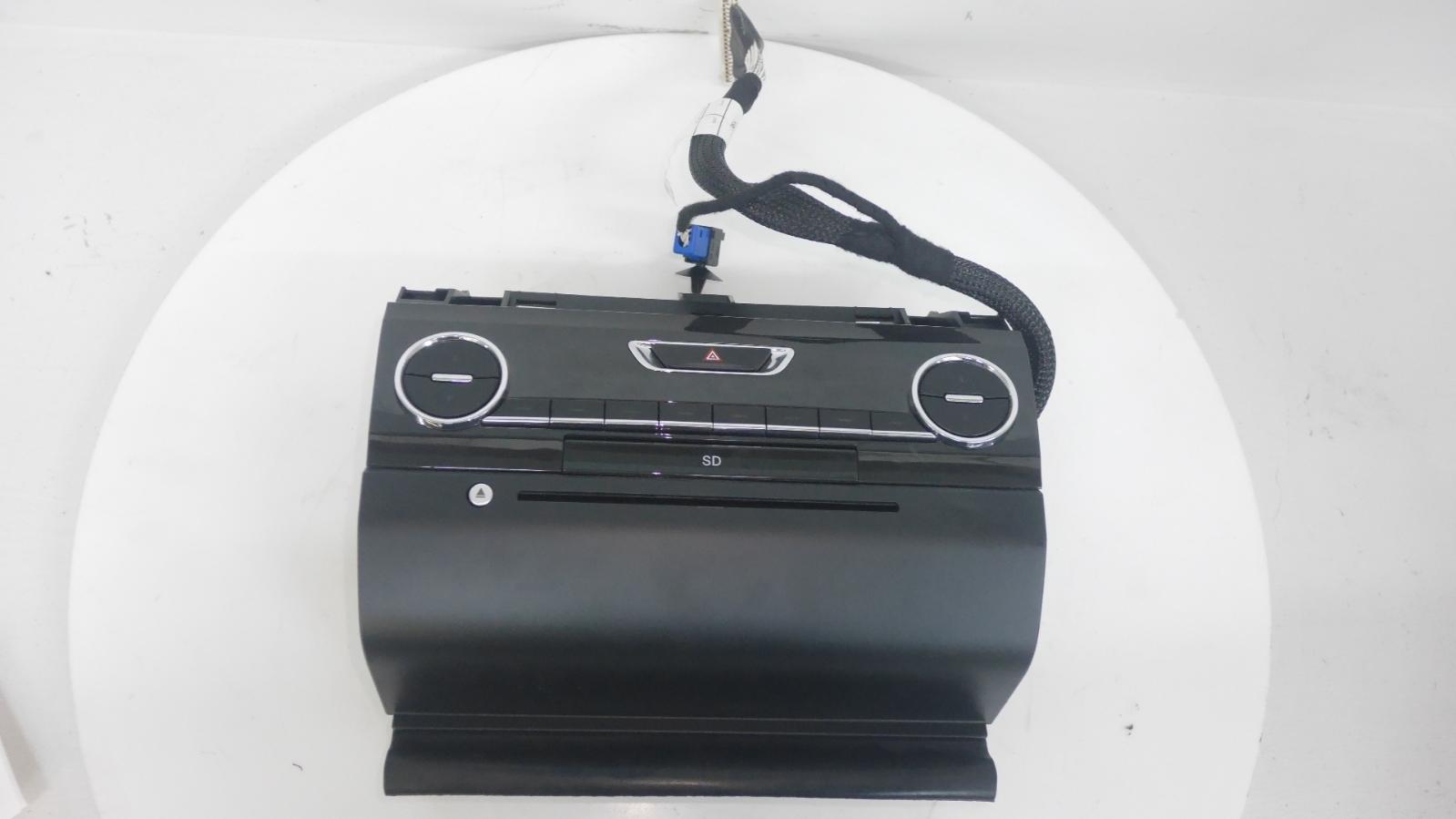 View Auto part Heater/Ac Controls Maserati Ghibli  2015