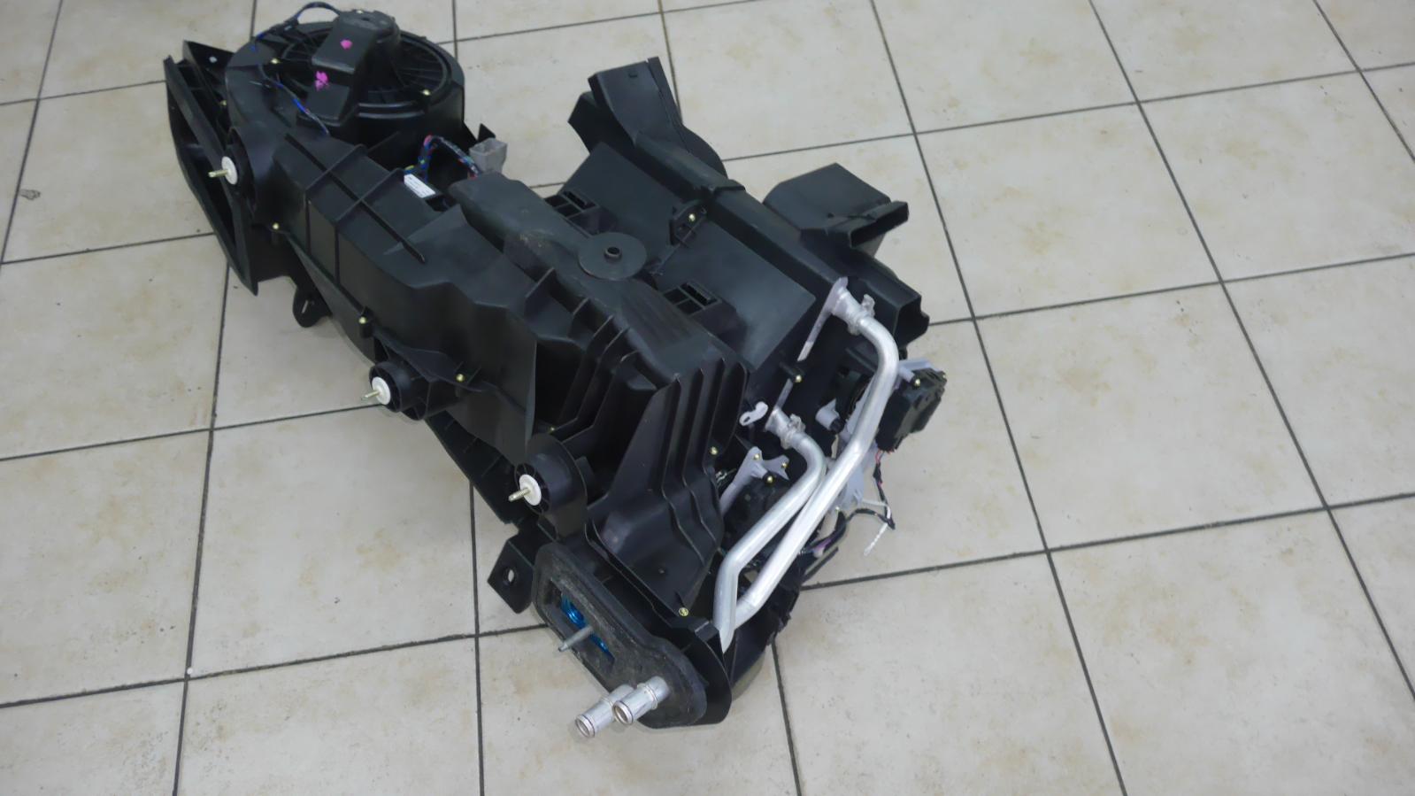 2015 Maserati Ghibli Heater Core/Box View Auto part Heater Core/Box Maserati Ghibli 2015