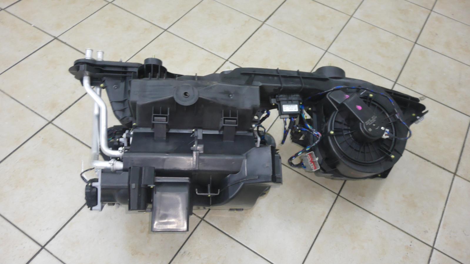 2015 Maserati Ghibli Heater Core/Box View Auto part Heater Core/Box Maserati Ghibli 2015