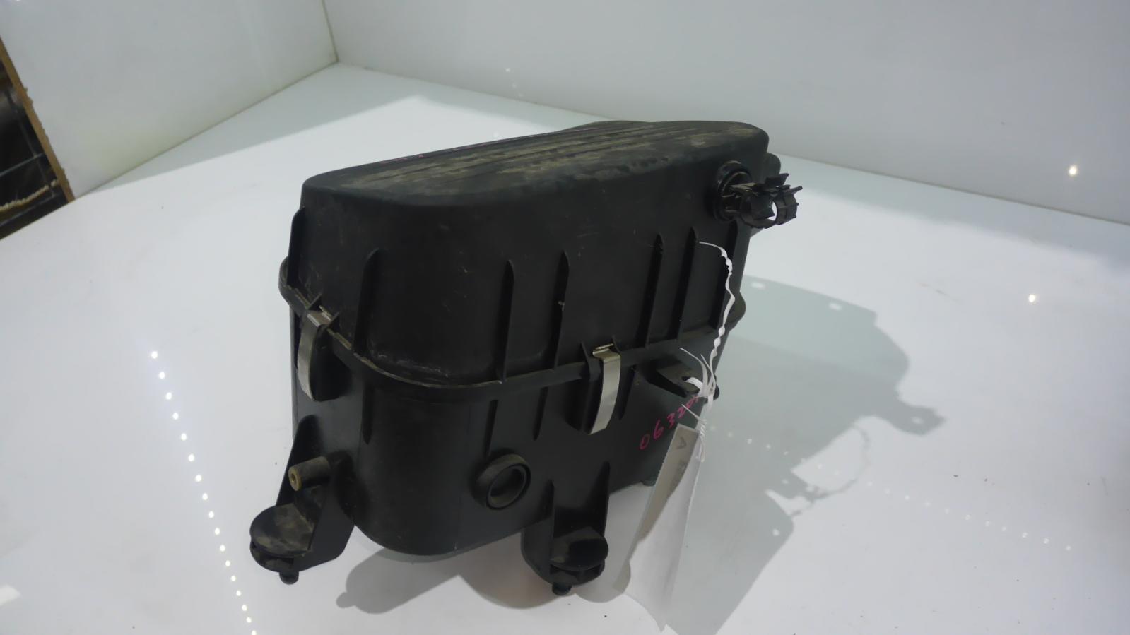 View Auto part Air Cleaner/Box Maserati Ghibli  2015