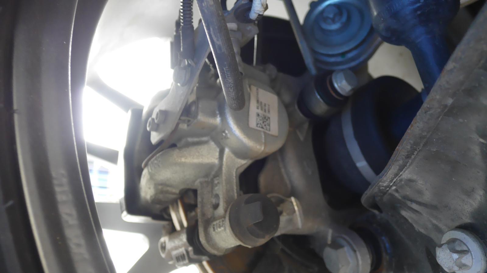 View Auto part Caliper Maserati Ghibli  2015