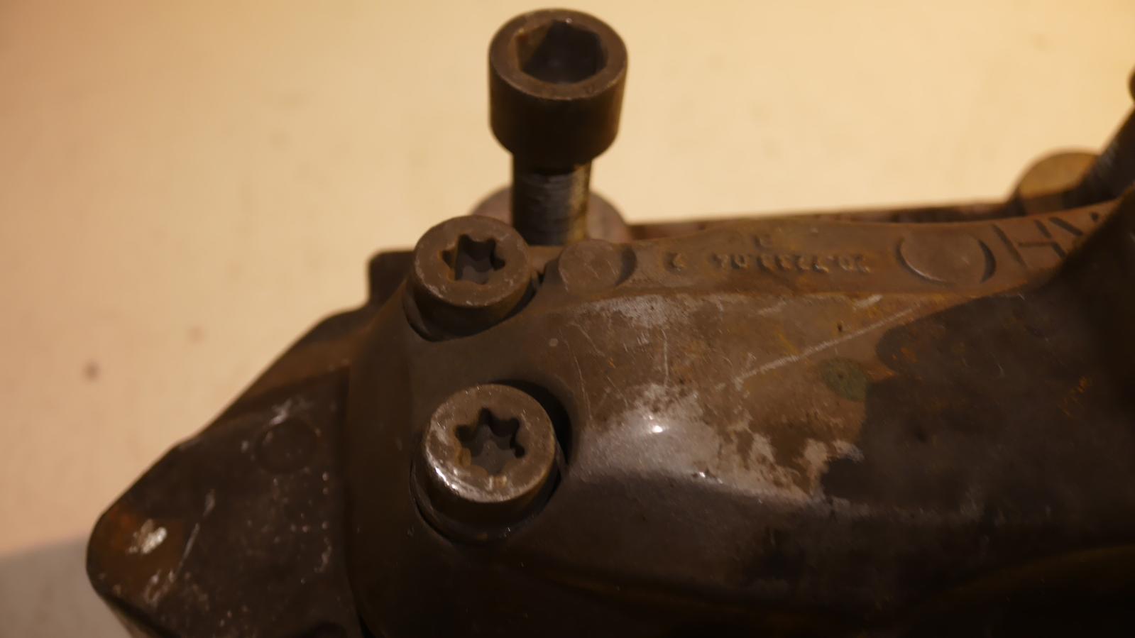 View Auto part Caliper Maserati Quattroporte 2005