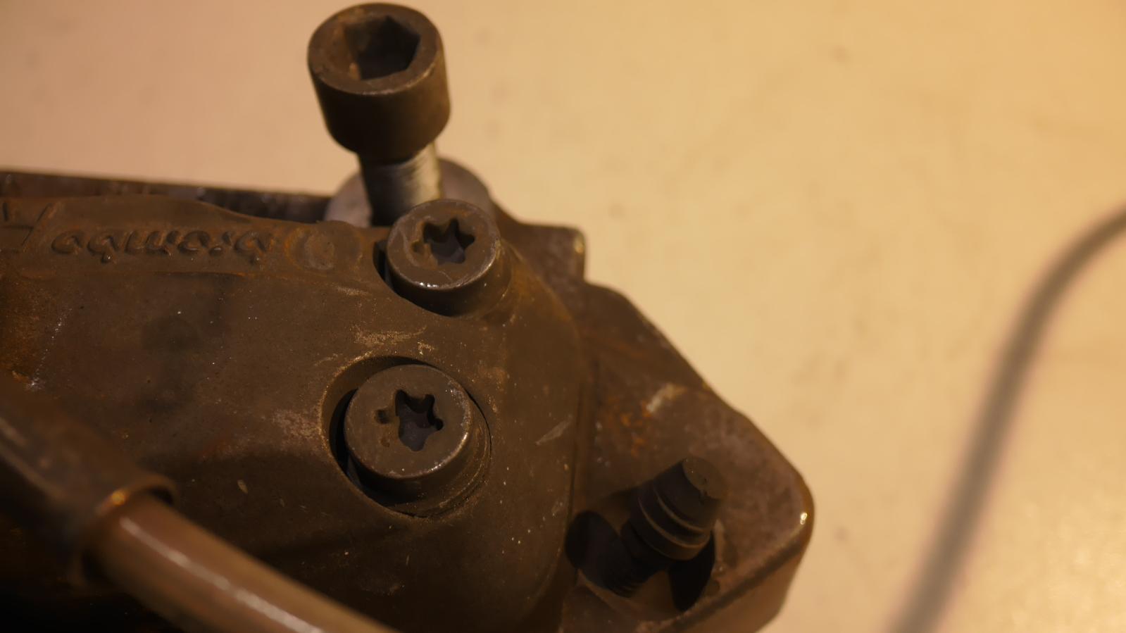 View Auto part Caliper Maserati Quattroporte 2005