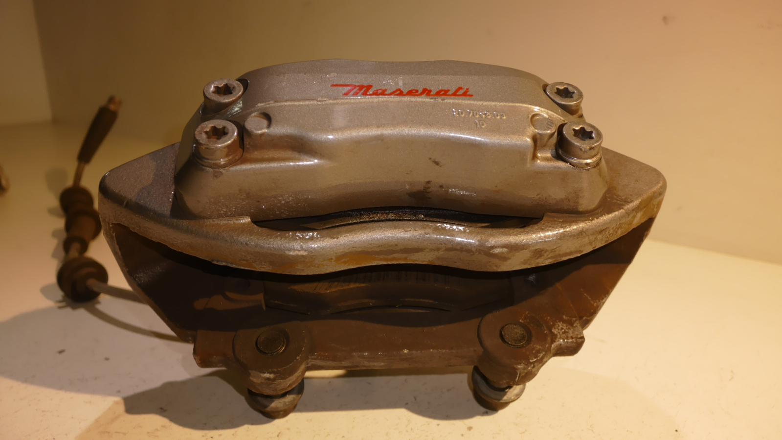View Auto part Caliper Maserati Quattroporte 2005