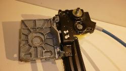 View Auto part Left Front Window Reg/Motor Maserati Granturismo 2008