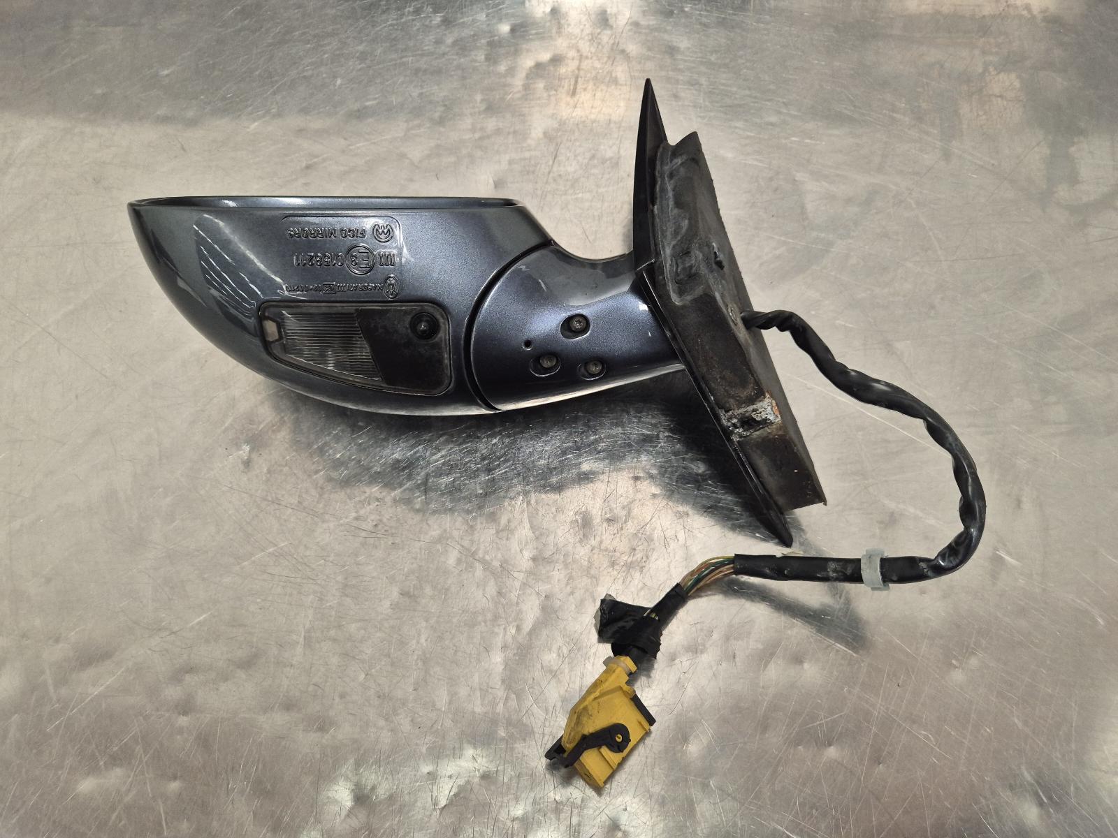 View Auto part Left Door Mirror Maserati Quattroporte 2004