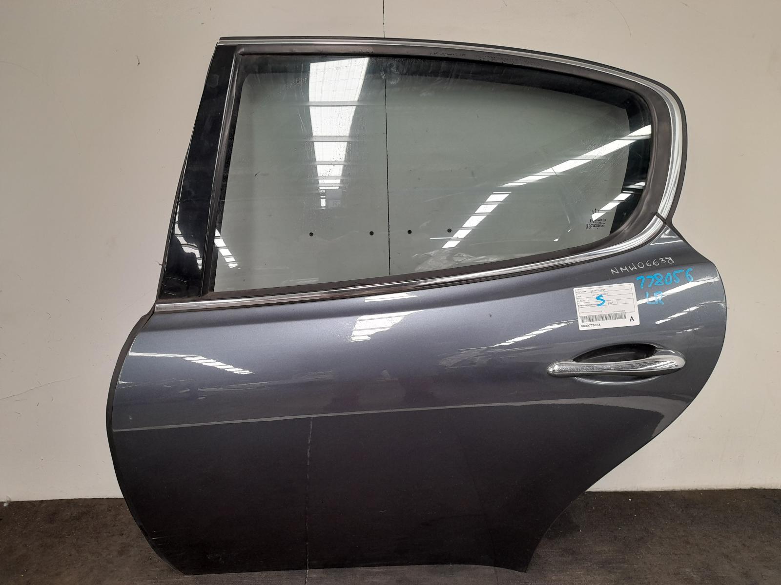 2004 Maserati Quattroporte Left Rear Door/Sliding View Auto part Left Rear Door/Sliding Maserati Quattroporte 2004