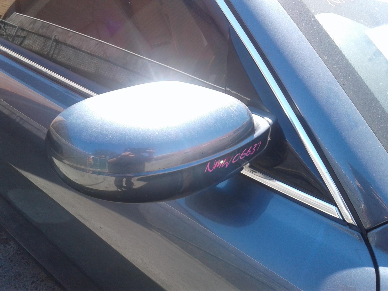 View Auto part Right Door Mirror Maserati Quattroporte 2004