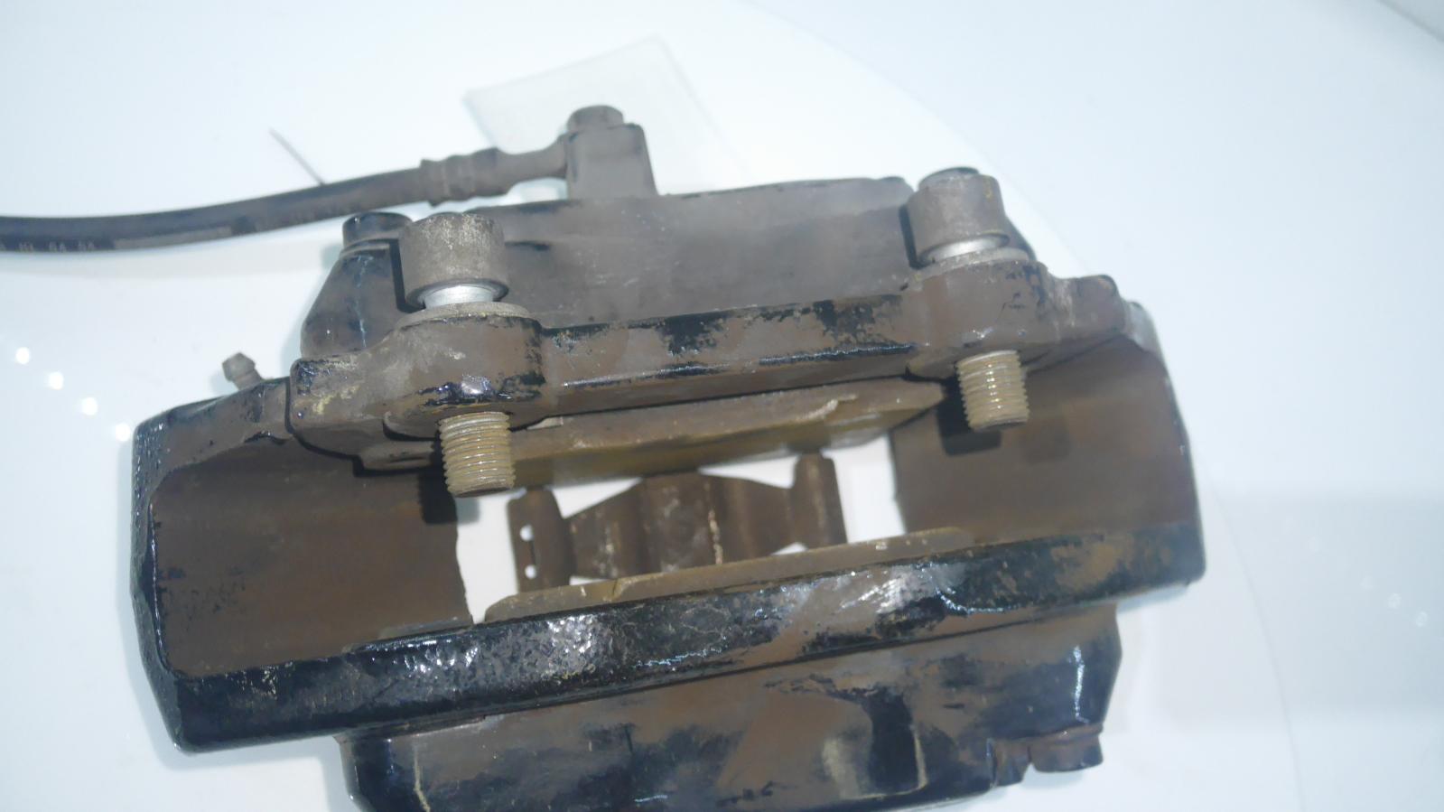 2004 Maserati Quattroporte Caliper View Auto part Caliper Maserati Quattroporte 2004