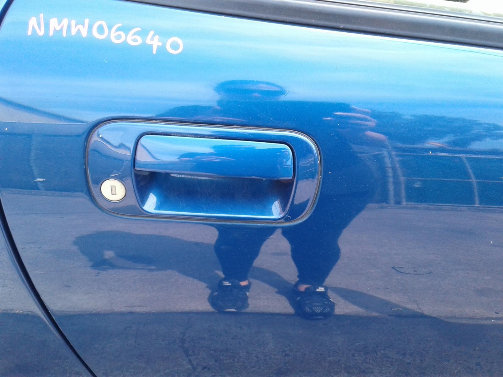 View Auto part Door Handle Maserati 4200gt 2004